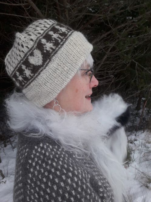 Hovedbilde Strikka lue Labour of love